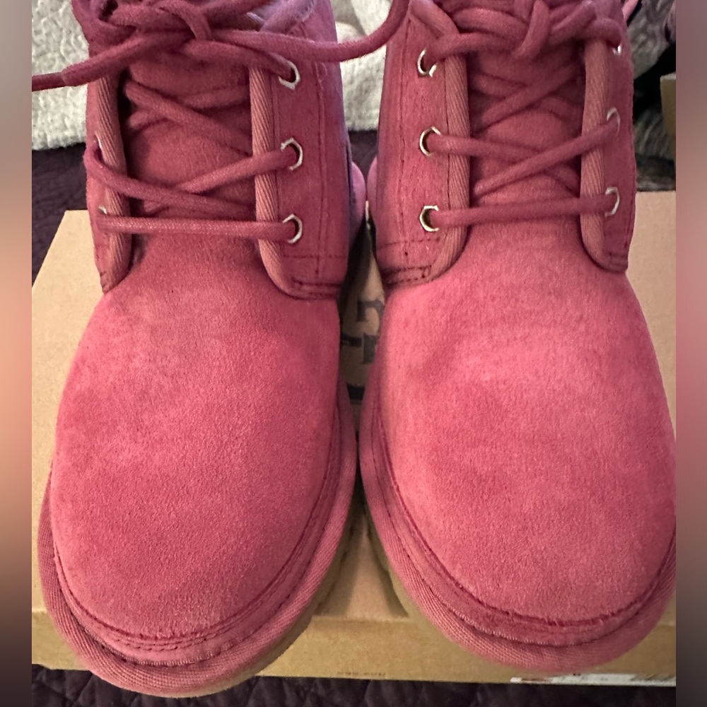 Pink Ugg Neumel